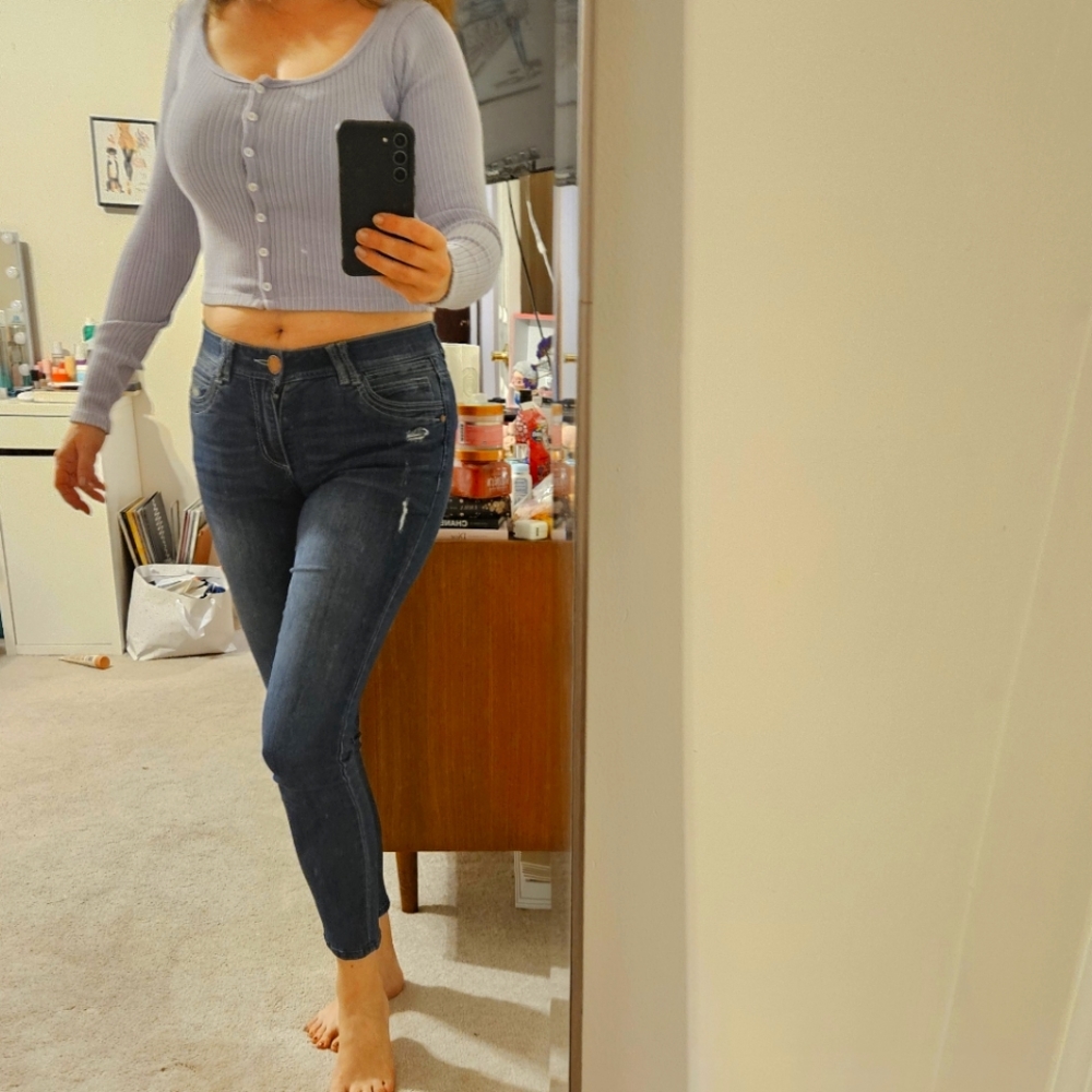 Brandy Melville Purple Cropped Cardigan, Made in Italy